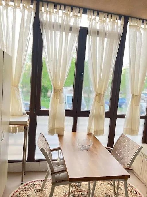 Apartment Studio With Balcony In Drumul Taberei, Bucharest